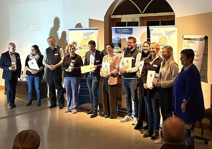 Siegerehrung beim Pitch-Wettbewerb des Kamingesprächs in Wielenbach mit Unternehmern aus dem Landkreis Weilheim-Schongau