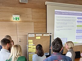 Workshop zur Seniorenarbeit im Landkreis Weilheim-Schongau mit ambulanten Pflegediensten und weiteren Akteuren