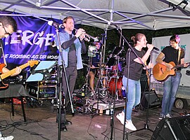 Merged mit Laura Dessel beim Wirtefest in Wolfratshausen