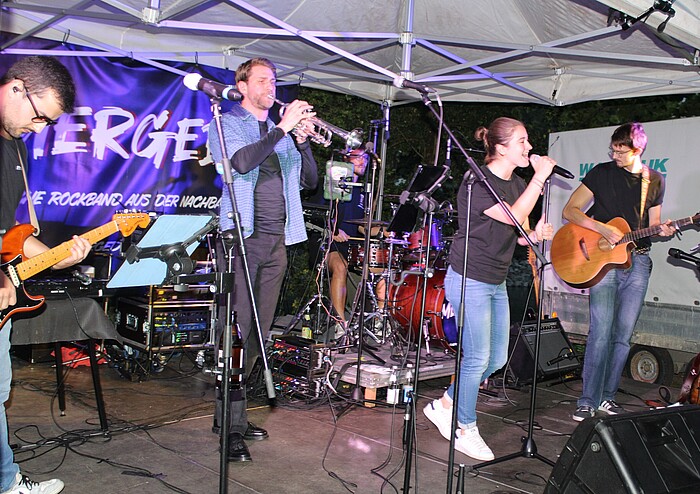 Merged mit Laura Dessel beim Wirtefest in Wolfratshausen