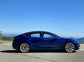 Tesla Model 3 Fahrbericht
